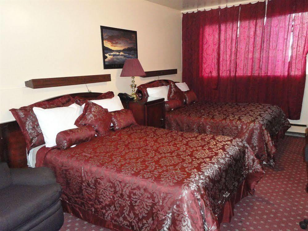 Imperial Fireside Inn Sudbury Eksteriør billede